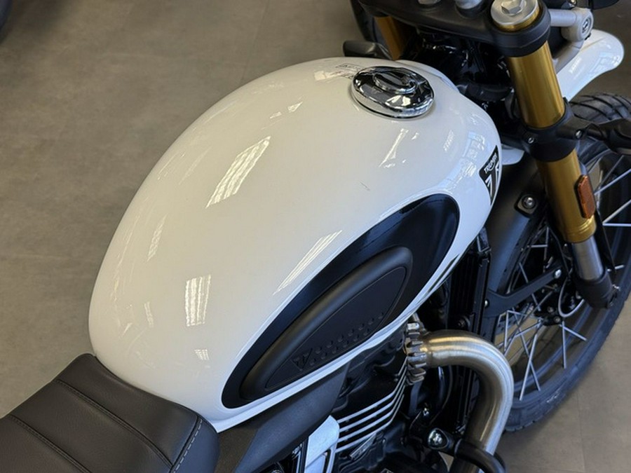 2026 Triumph Scrambler 400 XC Vanilla White