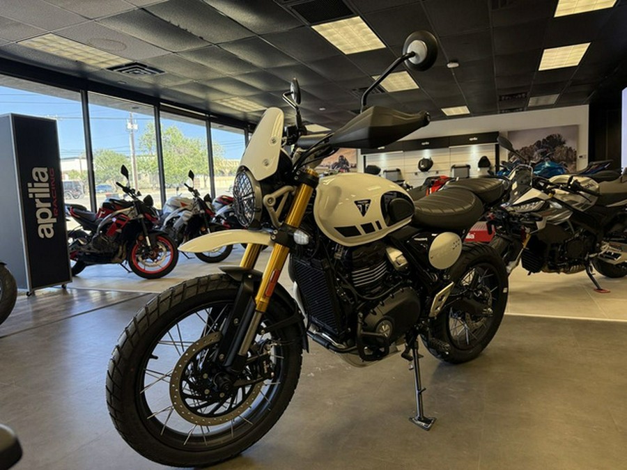 2026 Triumph Scrambler 400 XC Vanilla White