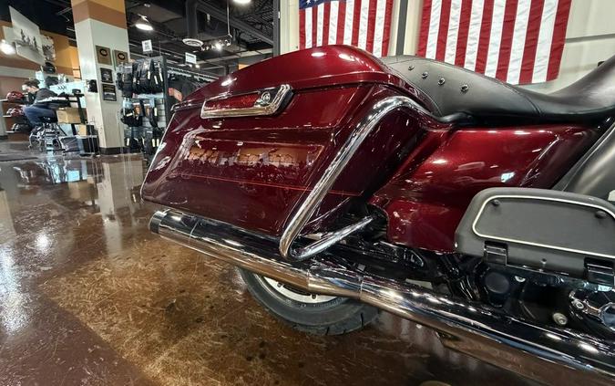 2014 Harley-Davidson Road King® Base