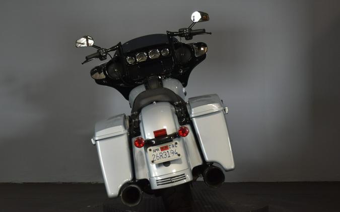 2023 Harley-Davidson Street Glide Special Atlas Silver Metallic - Black Finish