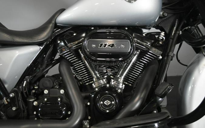 2023 Harley-Davidson Street Glide Special Atlas Silver Metallic - Black Finish