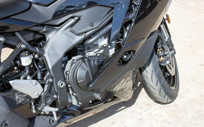 2026 KAWASAKI NINJA ZX-4R ABS
