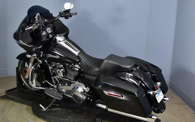 2021 Harley-Davidson Road Glide Vivid Black