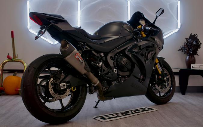 2021 SUZUKI GSX-R1000R