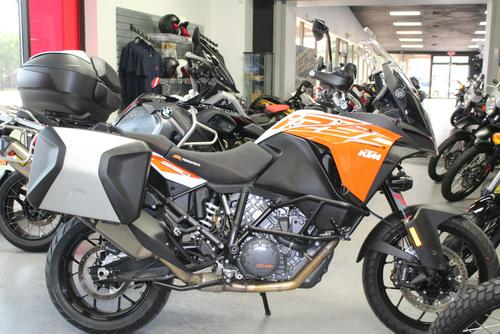 2018 KTM 1290 Super Adventure S Review