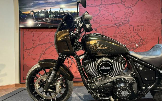 2024 Indian Motorcycle® Sport Chief Icon Smoky Quartz Metallic Pearl