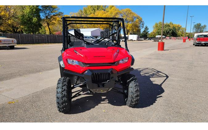 2023 Honda Pioneer 1000-6 Deluxe Crew