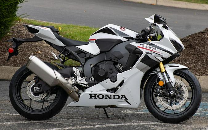 2026 Honda® CBR1000RR ABS