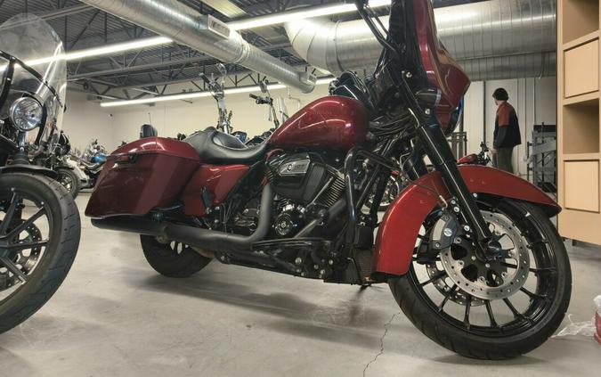2018 Harley-Davidson® Street Glide® Special Hard Candy Hot Rod Red Flake