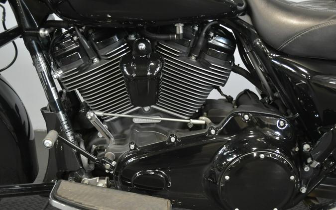 2022 Harley-Davidson Electra Glide Standard FLHT