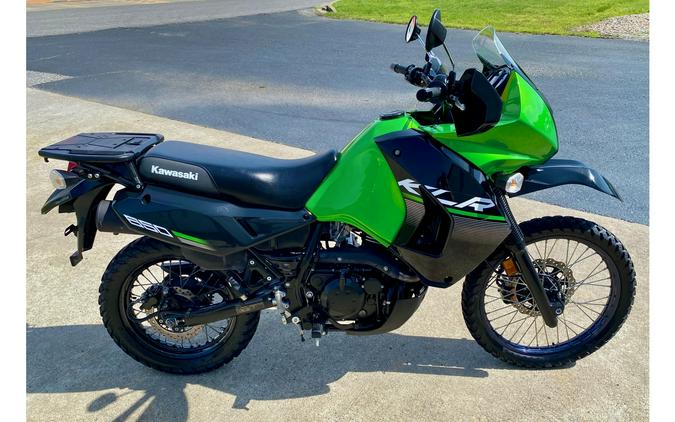 2015 KLR-650 DUAL PURPOSE BIKE - Kawasaki
