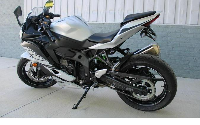 2025 Kawasaki NINJA® ZX™-4RR ABS
