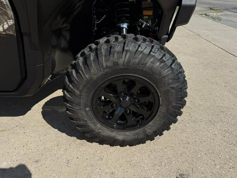 2026 Can-Am® Defender MAX XT CAB HD11 With 10.25 in.display Dark Wildland Camo