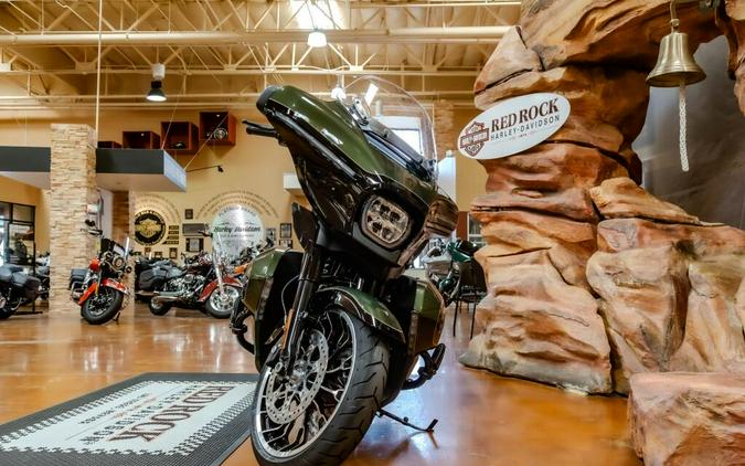 2026 Harley-Davidson Street Glide Limited Grand American Touring FLHXL