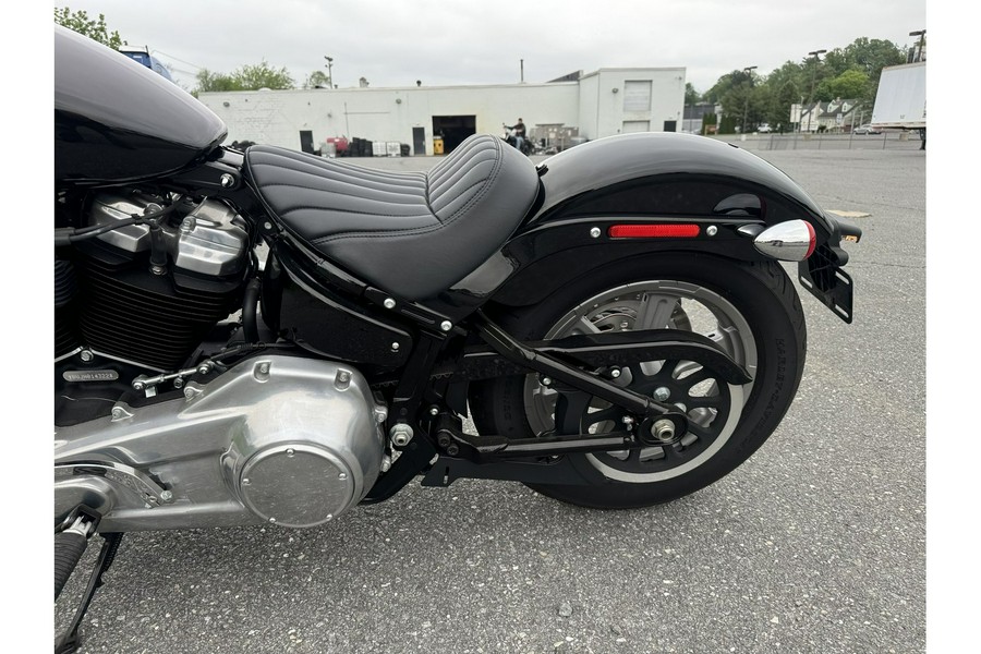 2022 SOFTAIL STANDARD - Harley-Davidson®