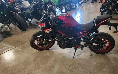 2024 Kawasaki Z900 ABS Candy Persimmon Red/Ebony