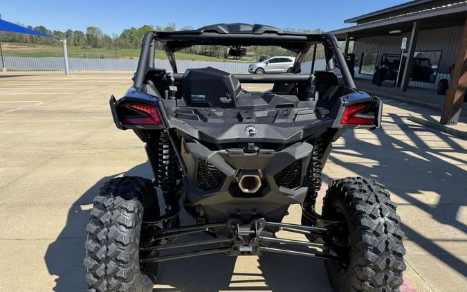 2026 Can-Am Maverick X3 X ds Turbo RR Triple Black_4.5 in