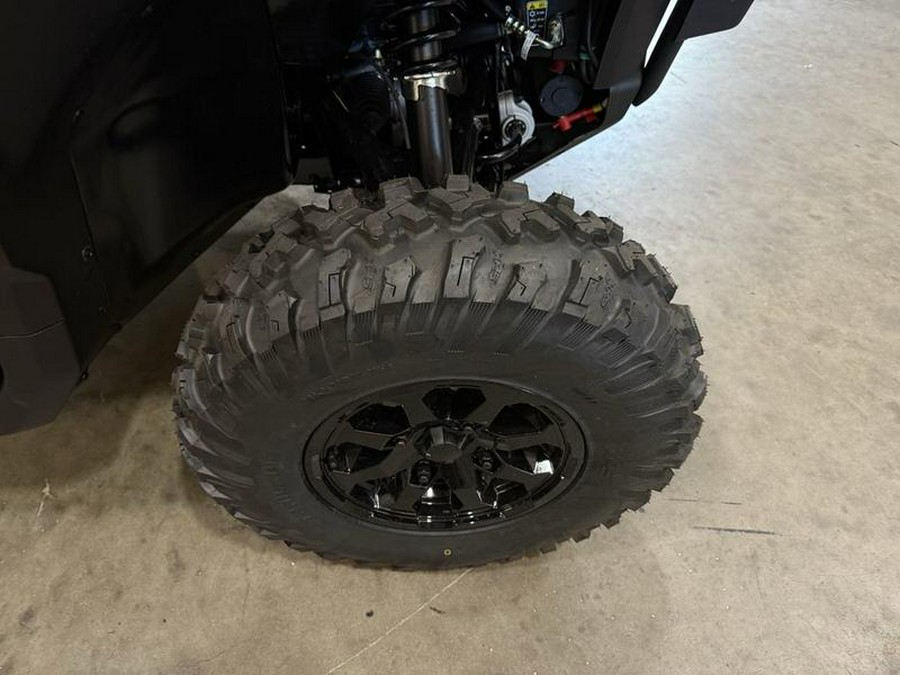 2026 Can-Am® Defender MAX XT CAB HD11 With 10.25 in.display