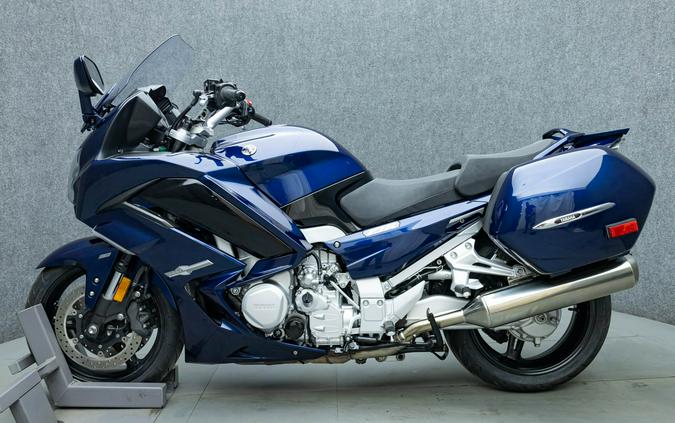 2023 YAMAHA FJR1300ES W/ABS & ESA