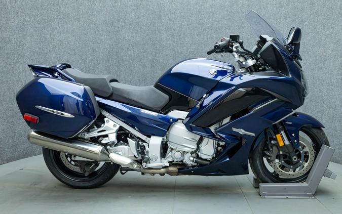 2023 YAMAHA FJR1300ES W/ABS & ESA