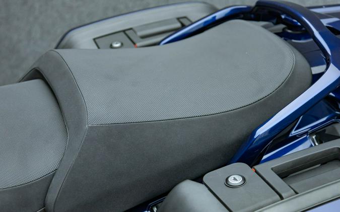 2023 YAMAHA FJR1300ES W/ABS & ESA