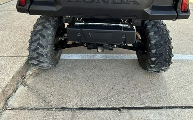 2023 Honda Pioneer 1000-6 Deluxe Crew