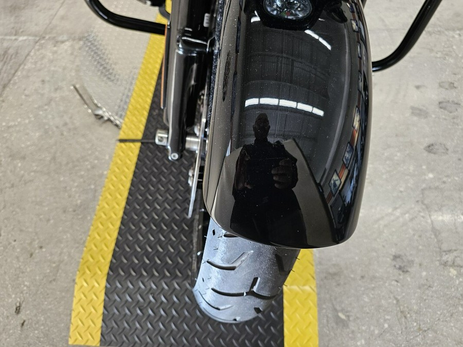 2020 Harley-Davidson® Street Glide® Special Vivid Black