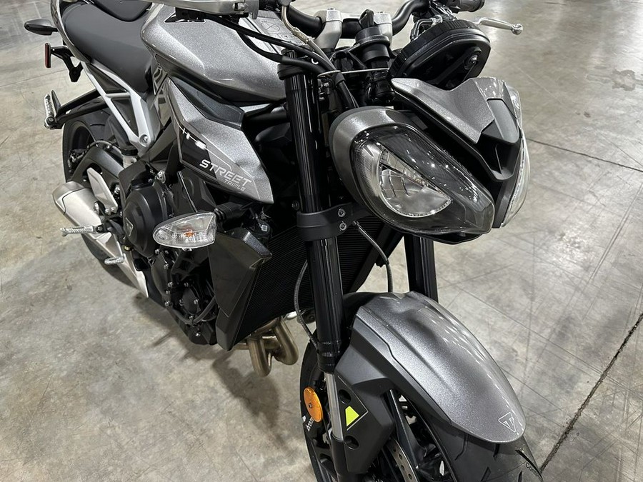 2024 Triumph Street Triple 765 R