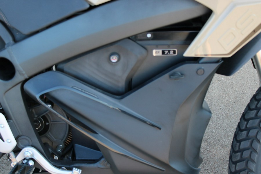 2023 Zero™ Motorcycles DS™ ZF7.2
