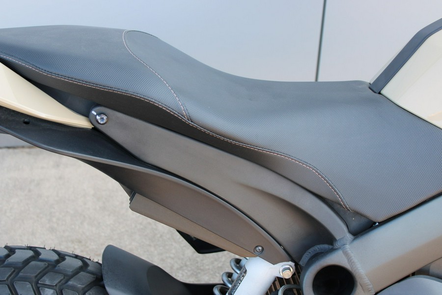 2023 Zero™ Motorcycles DS™ ZF7.2