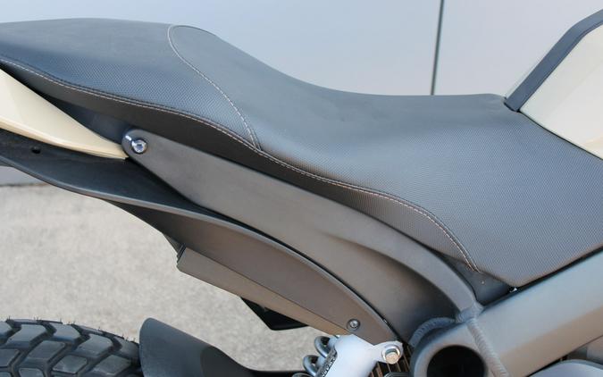 2023 Zero™ Motorcycles DS™ ZF7.2