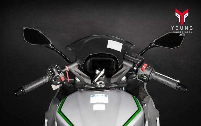 2024 Kawasaki Ninja 7 Hybrid ABS