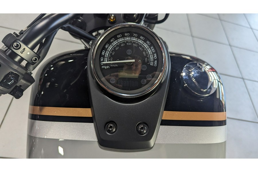 2025 Honda Shadow Phantom ABS
