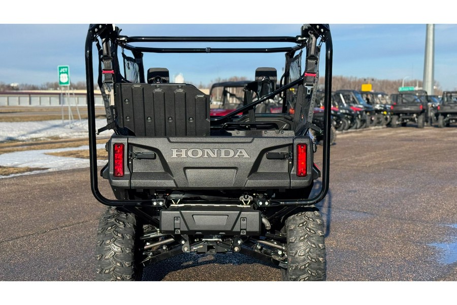 2025 Honda PIONEER 1000-5 DELUXE