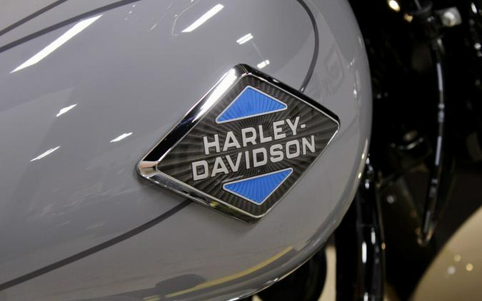 New 2026 Harley-Davidson Softail Heritage Classic Cruiser FLHC Motorcycle For Sale In Columbus, OH