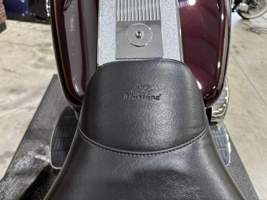 2006 Harley-Davidson® FLHRCI - Road King® Classic