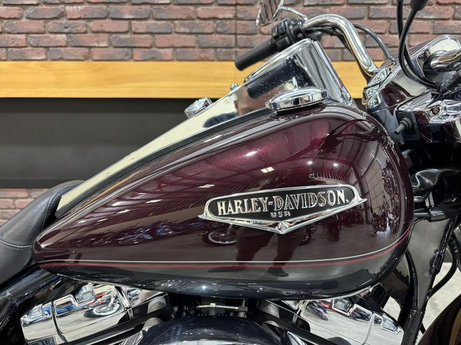 2006 Harley-Davidson® FLHRCI - Road King® Classic