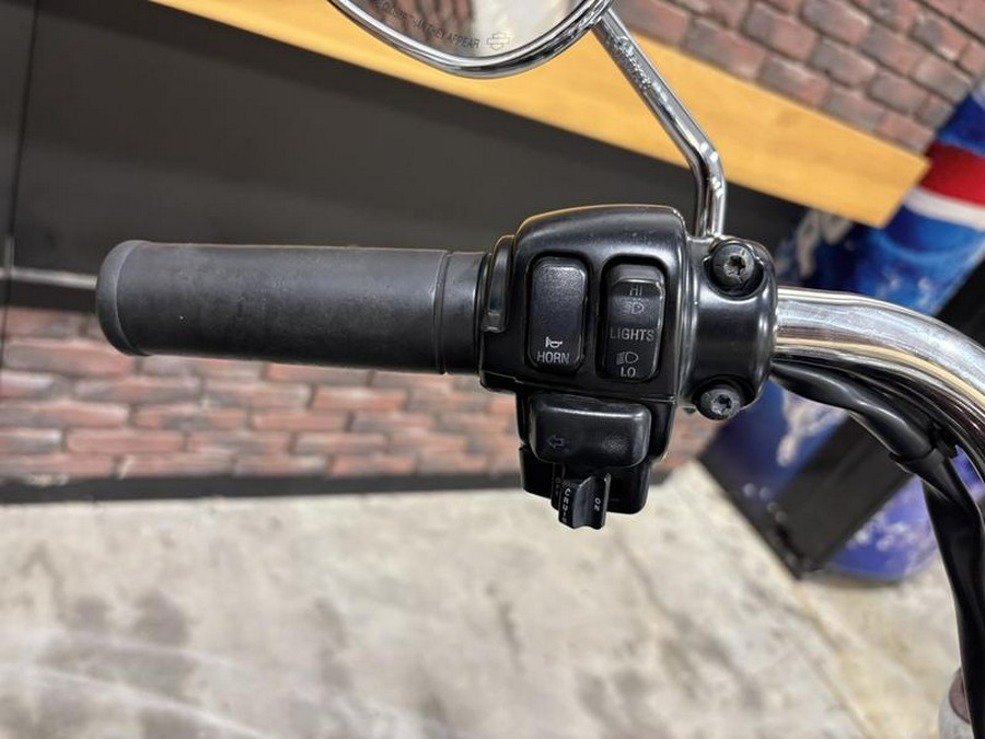 2006 Harley-Davidson® FLHRCI - Road King® Classic