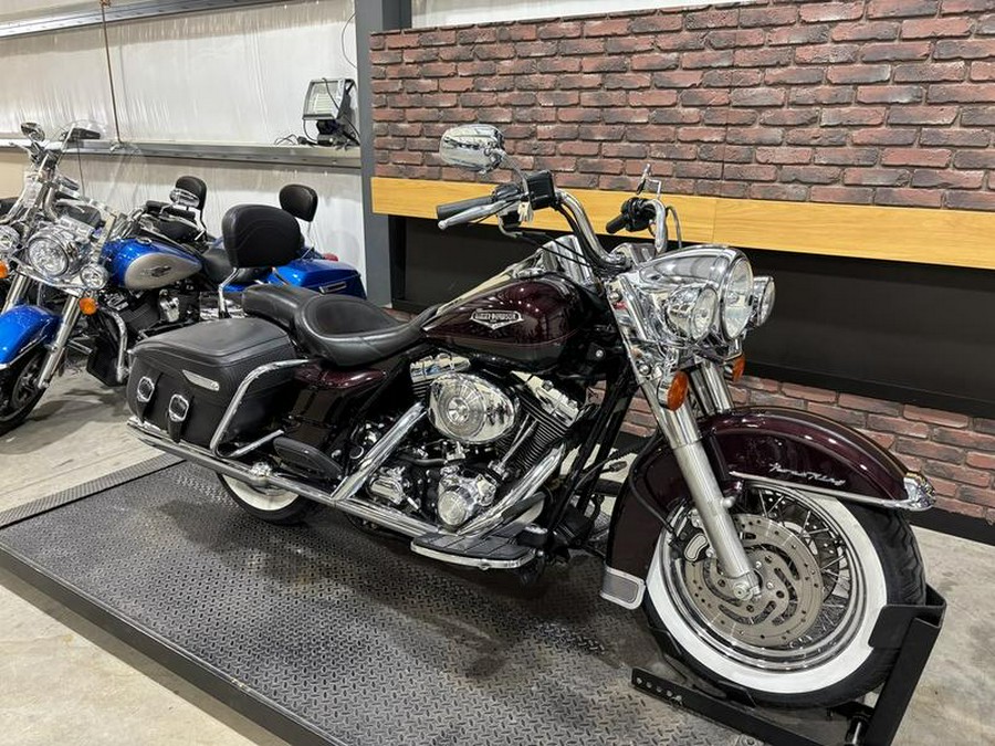 2006 Harley-Davidson® FLHRCI - Road King® Classic