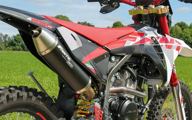 2025 FANTIC XEF250