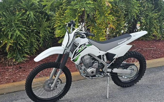 2027 Kawasaki KLX140R F
