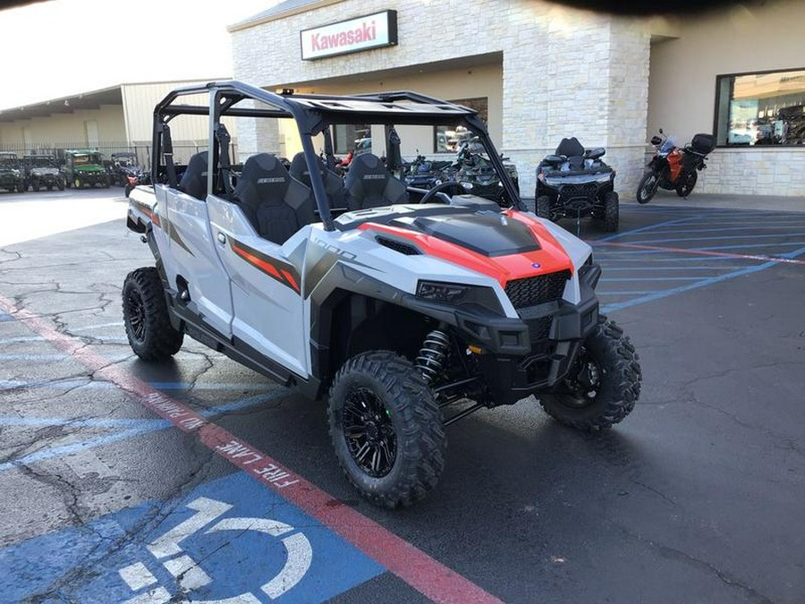 2025 Polaris® General 4 1000 Sport
