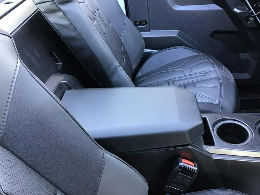 2025 Polaris® General 4 1000 Sport