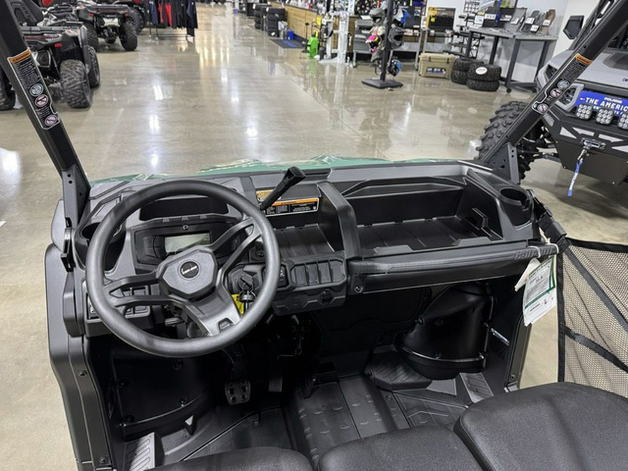 2026 Can-Am DEFENDER HD7