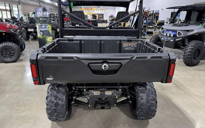2026 Can-Am Defender HD7