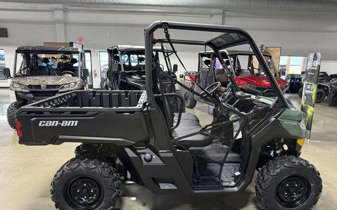 2026 Can-Am Defender HD7