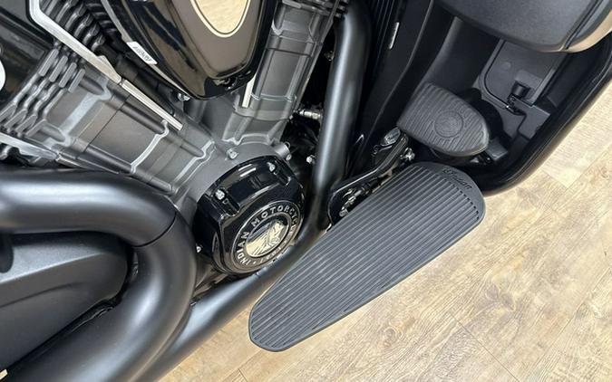 2026 Indian Pursuit Dark Horse Black Smoke