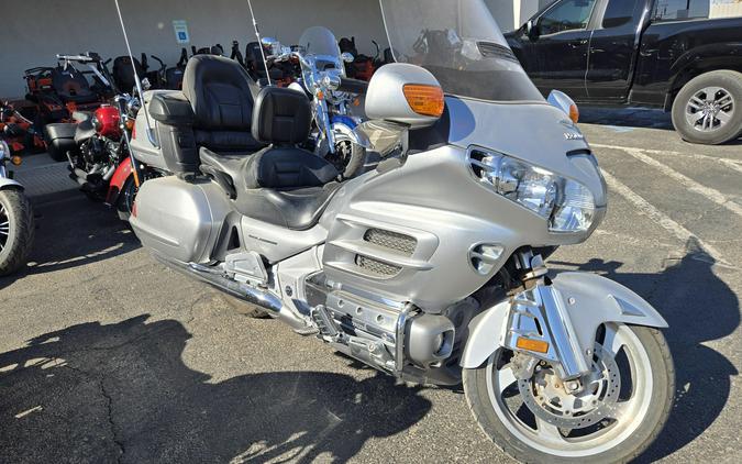 2005 HONDA GOLDWING
