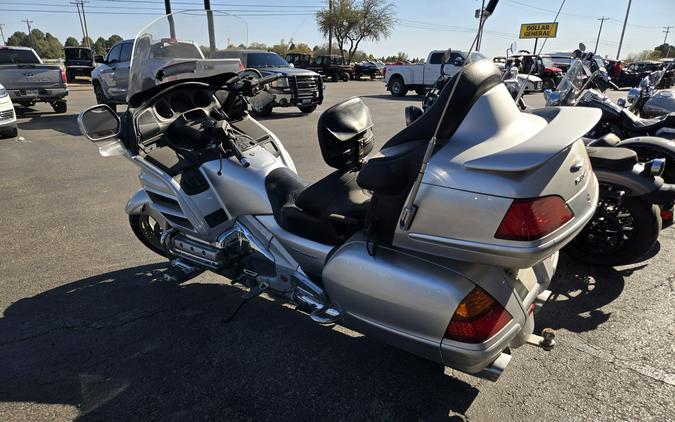 2005 HONDA GOLDWING