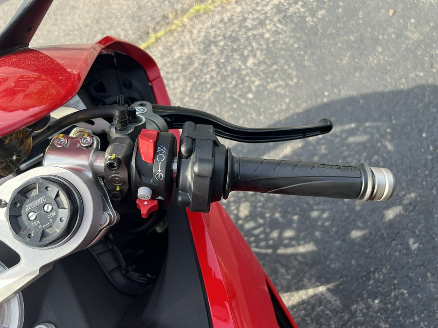 2024 Ducati Panigale V2